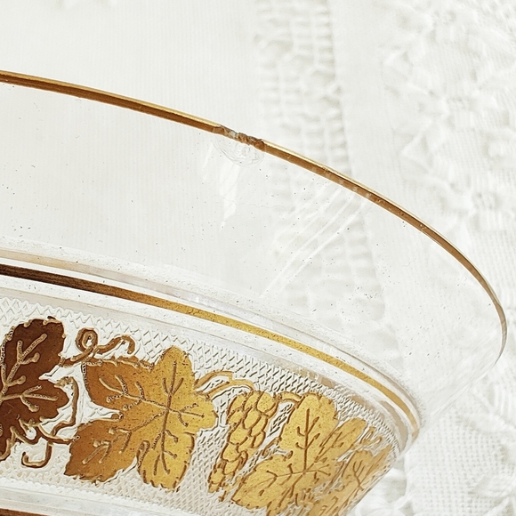 Val St Lambert Cut Crystal Martini Glass Stemware, Set of 9, Gold Gilt Grapevine - Picture 10 of 14